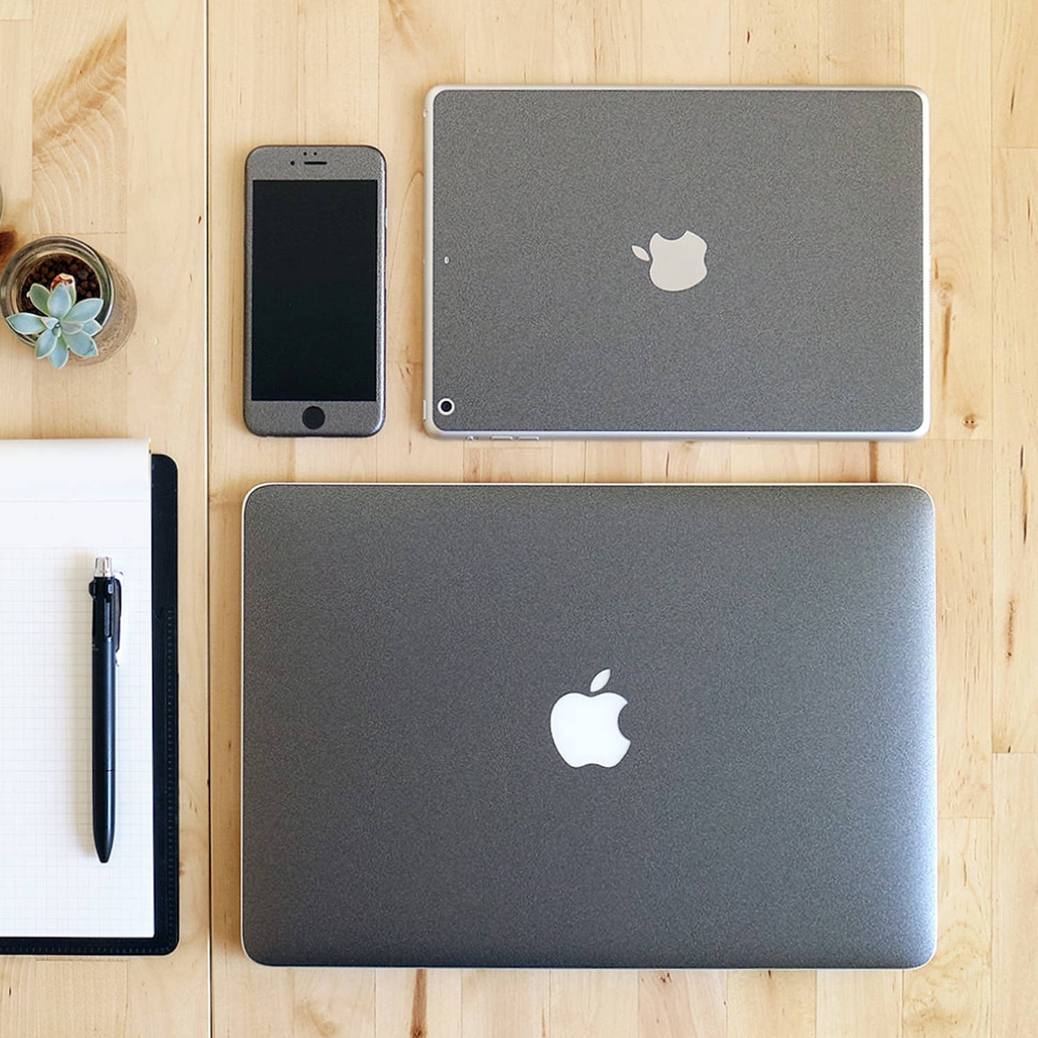 スキンシール MacBook Air 11インチ ガンメタリック – wraplus