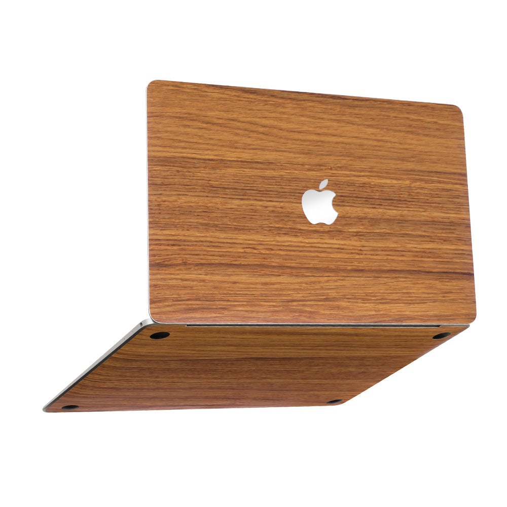 スキンシール MacBook Pro 13インチ (2020〜2022, M1 M2) オーク – wraplus